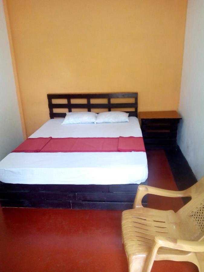 Bed and Breakfast Lily Adam'S Peak Наллатания Экстерьер фото